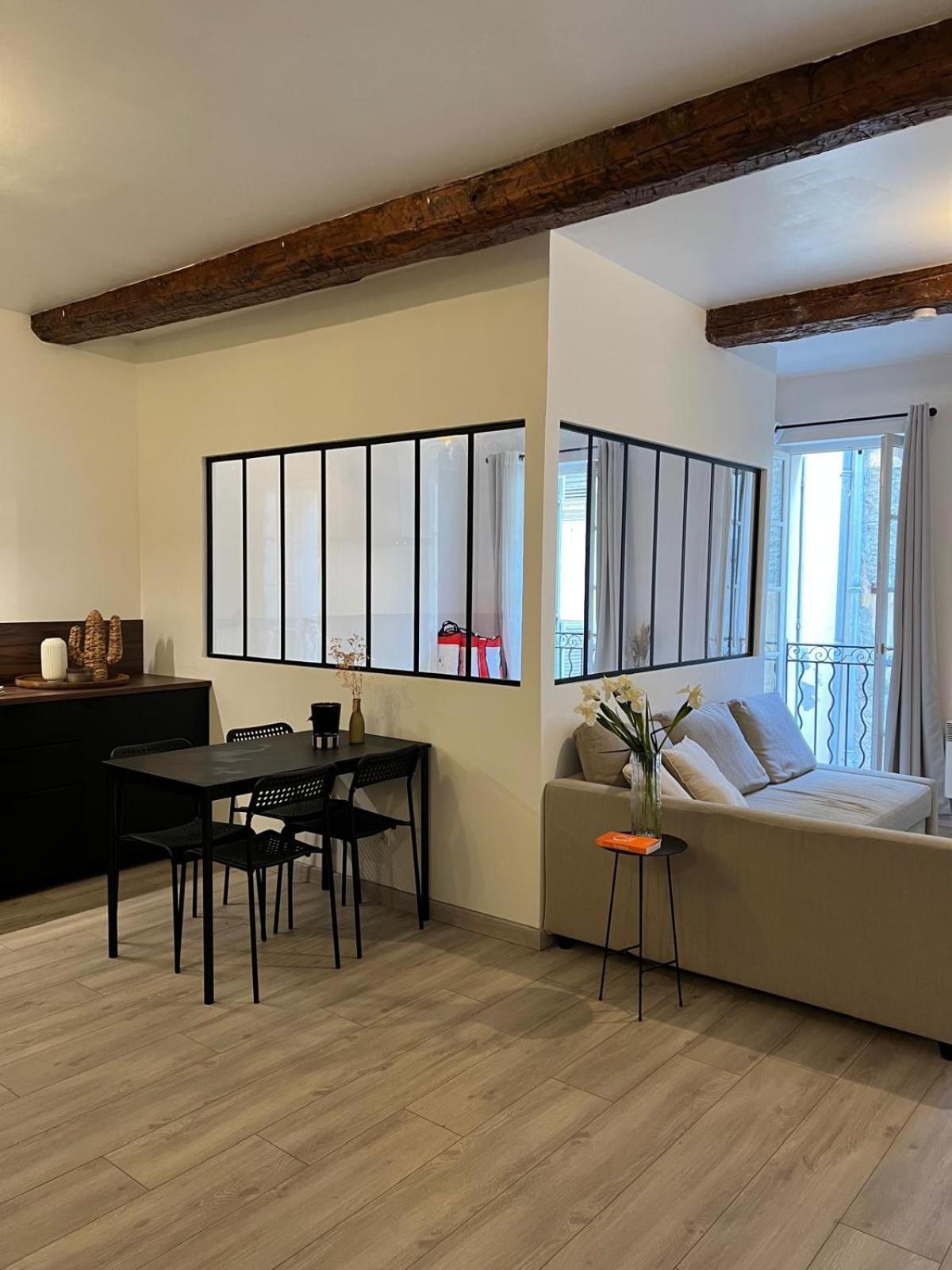 Апартаменты Beau Loft Au Coeur De Тулон Экстерьер фото